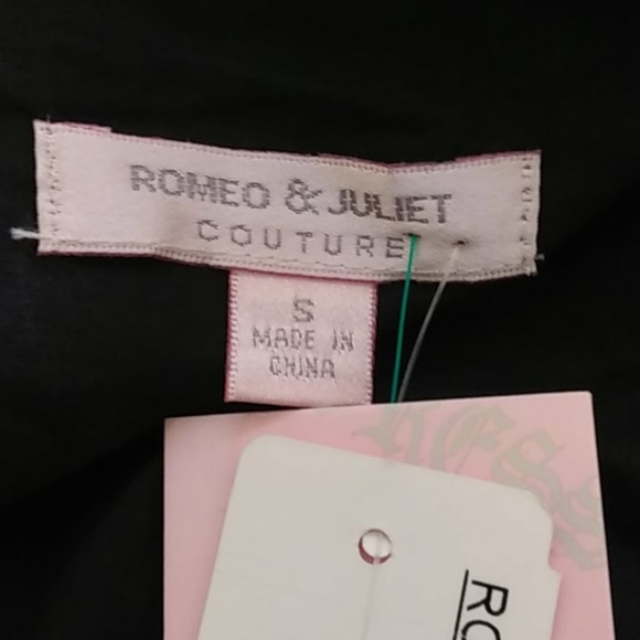 Romeo & Juliet Couture. - Picture 3 of 7